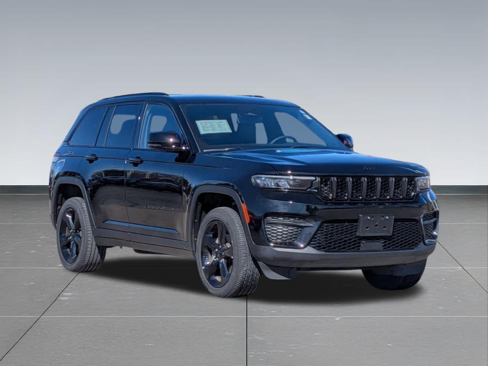 Thumbnail: 2023 Jeep Grand Cherokee - 7
