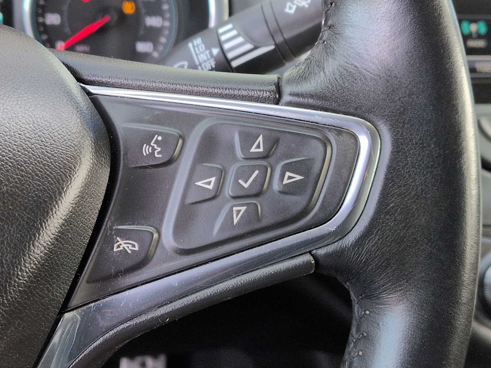 Thumbnail: 2016 Chevrolet Malibu - 22