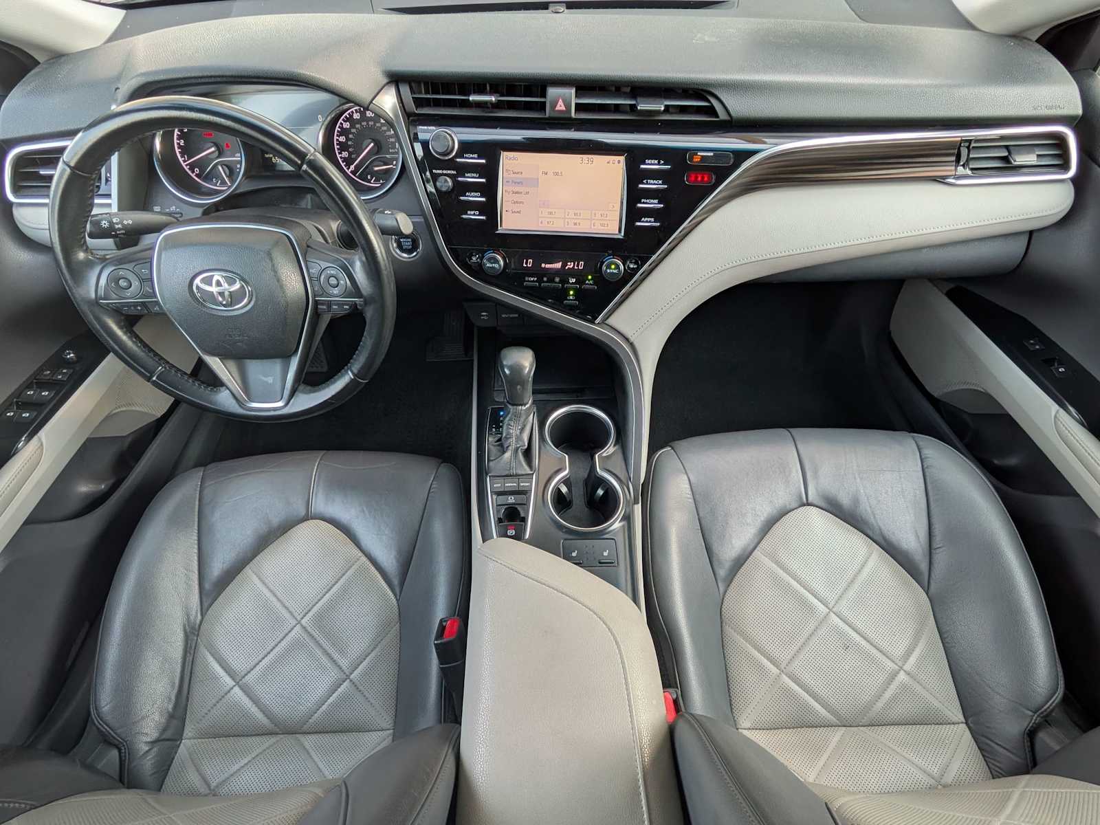 Thumbnail: 2018 Toyota Camry - 18