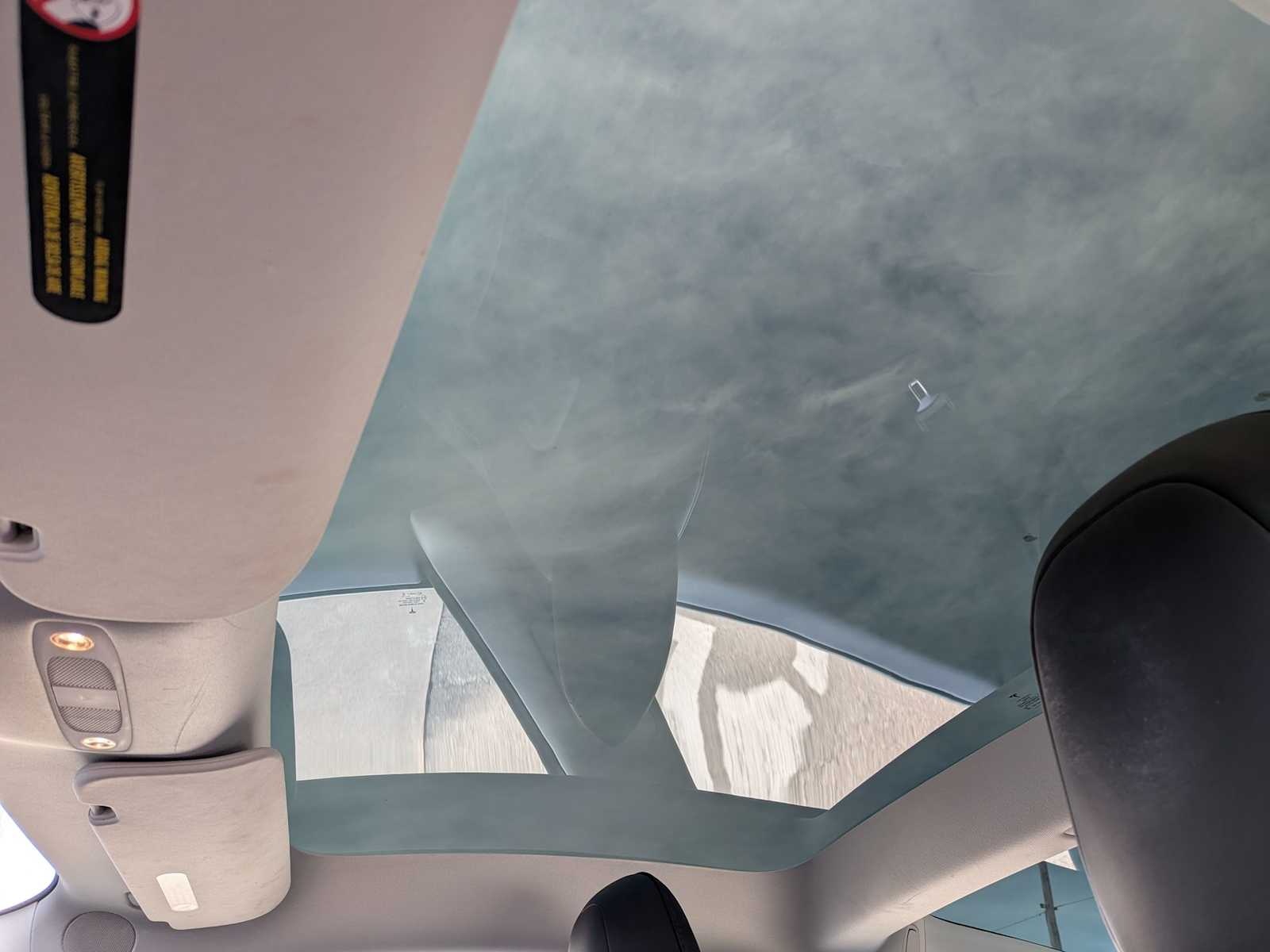 Thumbnail: 2022 Tesla Model 3 - 15