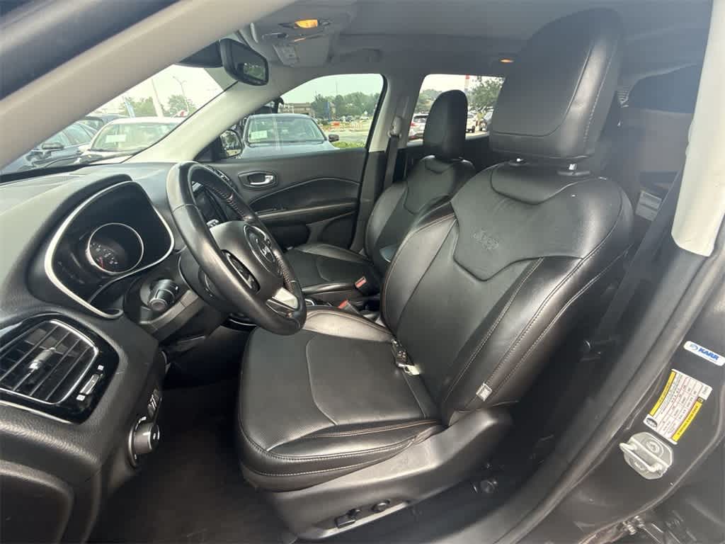 Thumbnail: 2020 Jeep Compass - 15