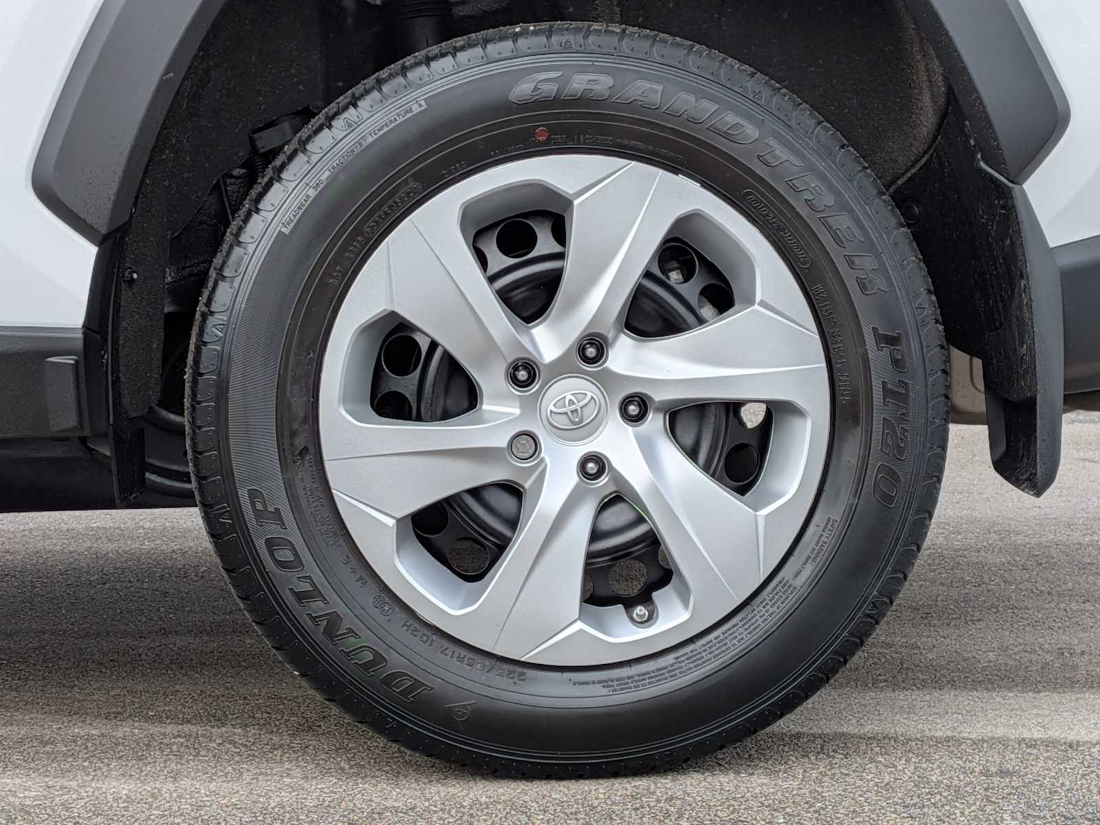 Thumbnail: 2023 Toyota RAV4 - 13