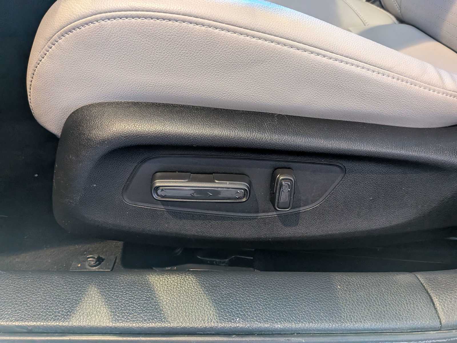 Thumbnail: 2022 Honda Civic - 16