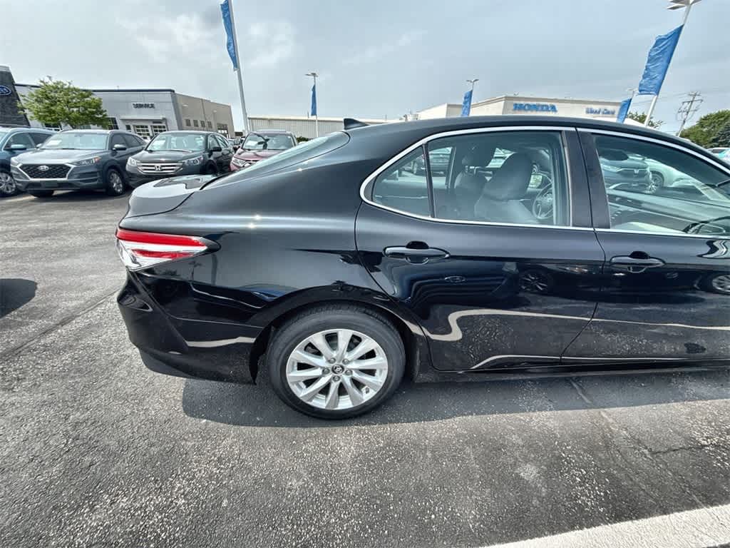 2019 Toyota Camry LE 6