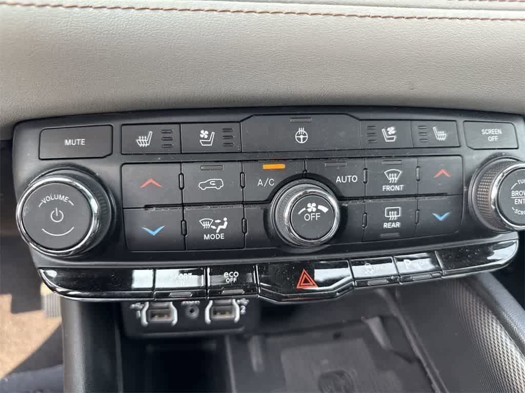 Thumbnail: 2022 Dodge Durango - 38