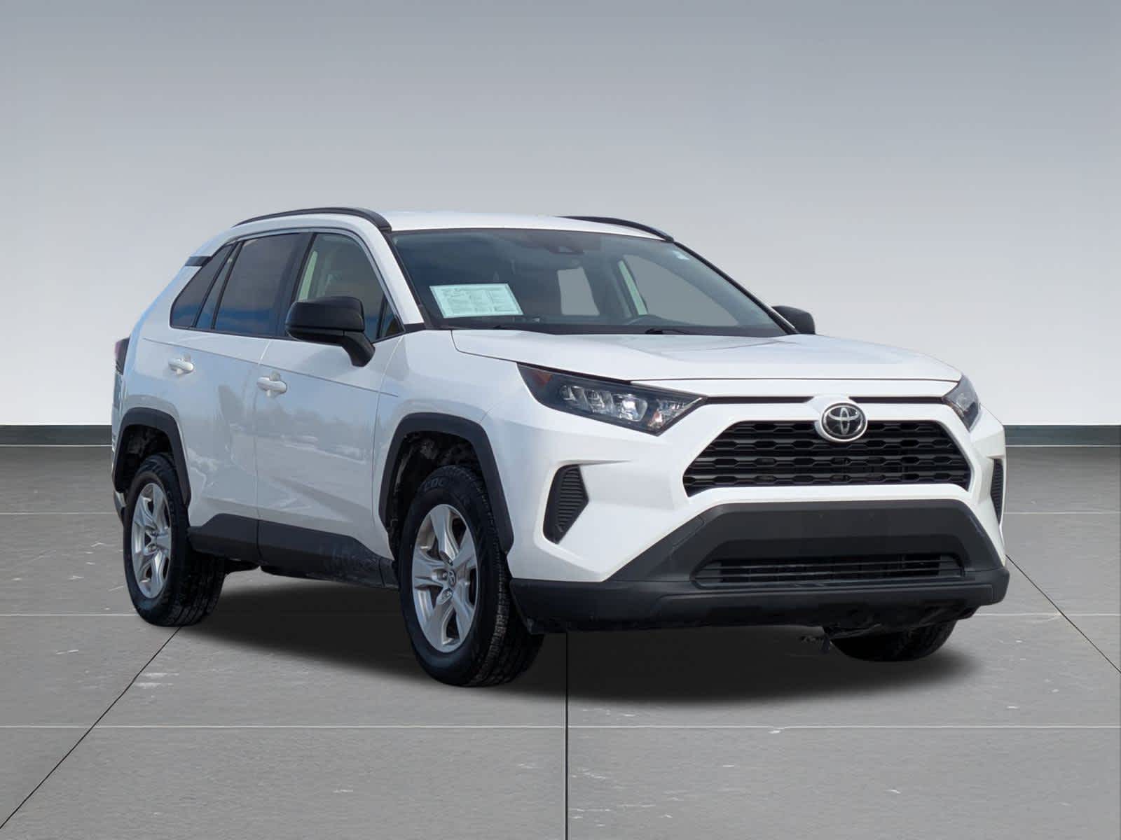 Thumbnail: 2020 Toyota RAV4 - 8