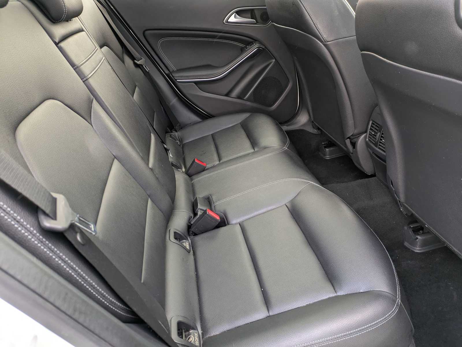 Thumbnail: 2016 Mercedes-Benz GLA - 20