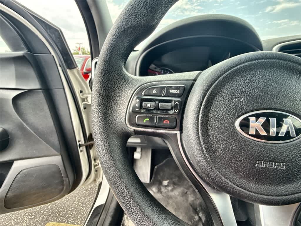 Thumbnail: 2017 Kia Sportage - 22