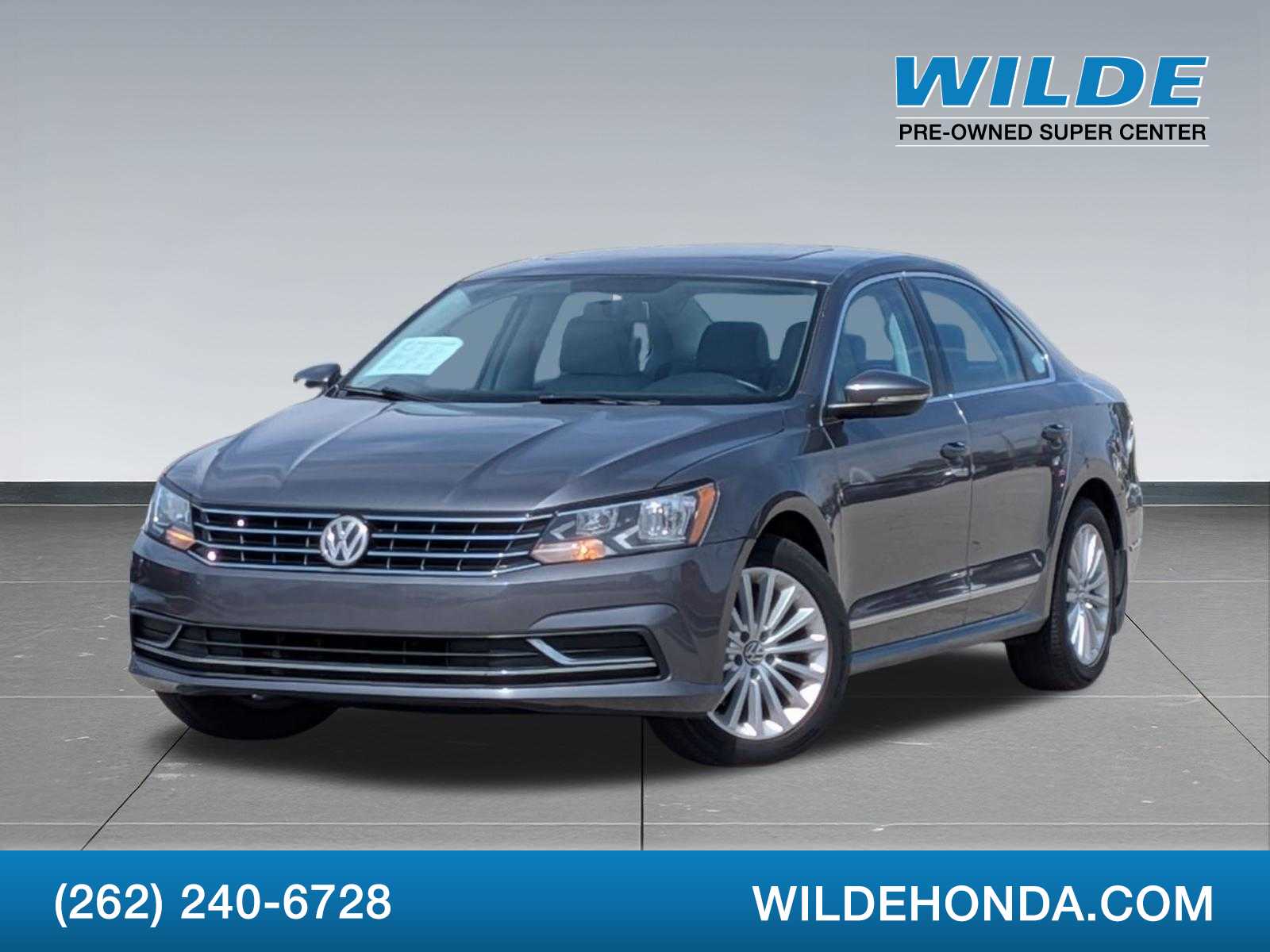 2016 Volkswagen Passat SE -
                  Waukesha, WI