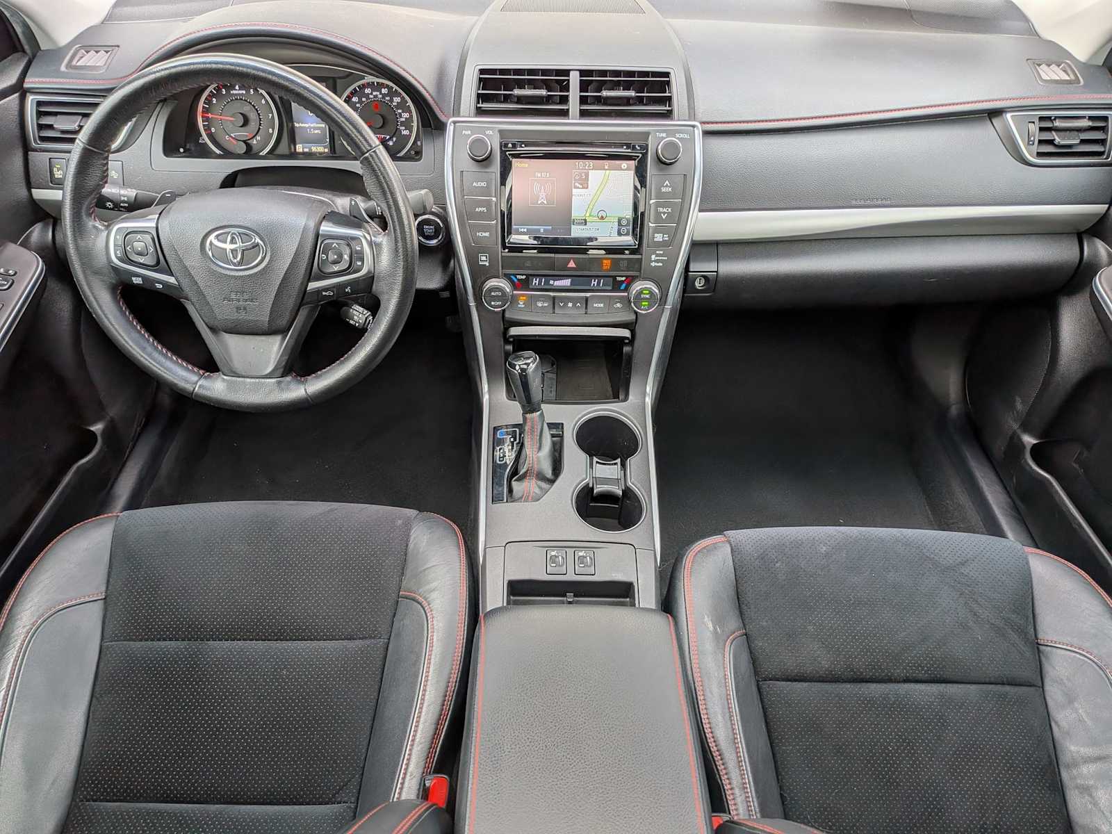 Thumbnail: 2015 Toyota Camry - 14