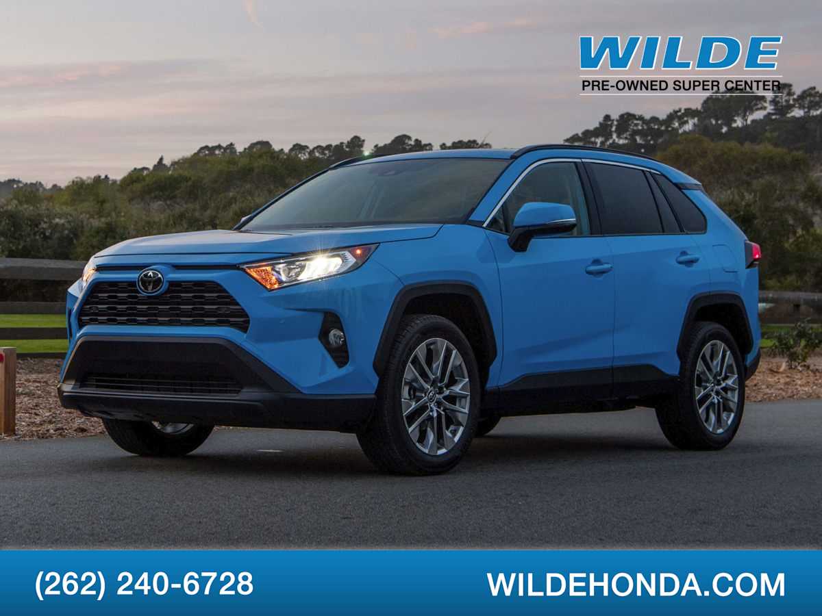 2020 Toyota RAV4 LE