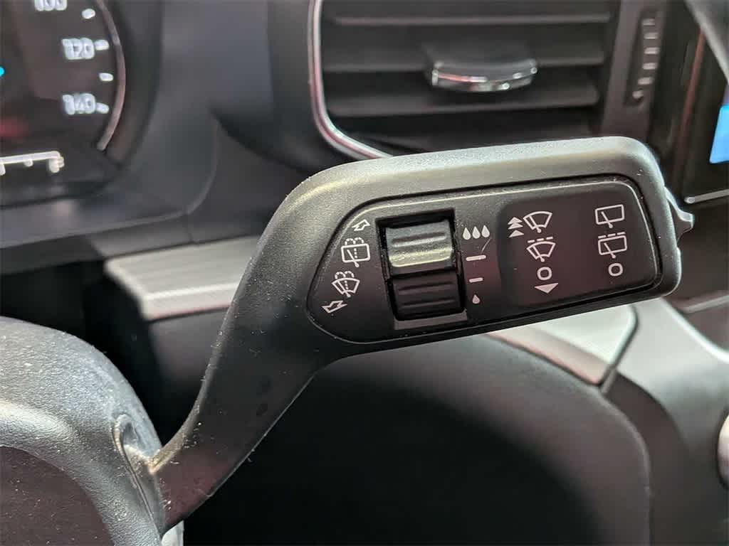 Thumbnail: 2020 Ford Explorer - 24