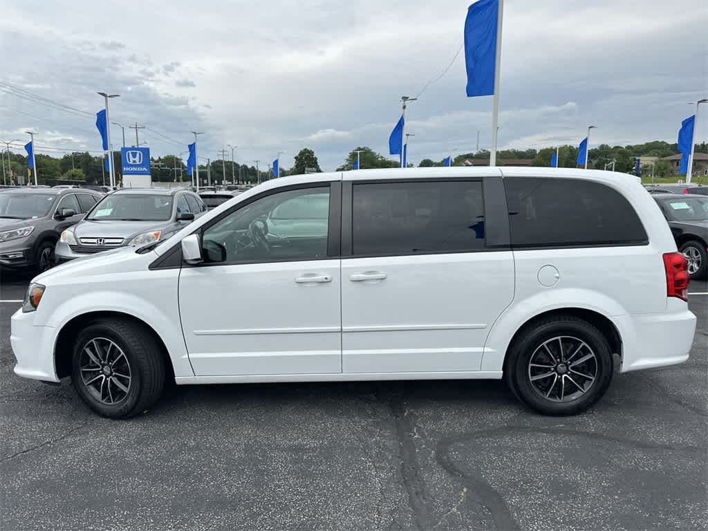 Used 2016 Dodge Grand Caravan SE Plus with VIN 2C4RDGBG6GR330739 for sale in Waukesha, WI