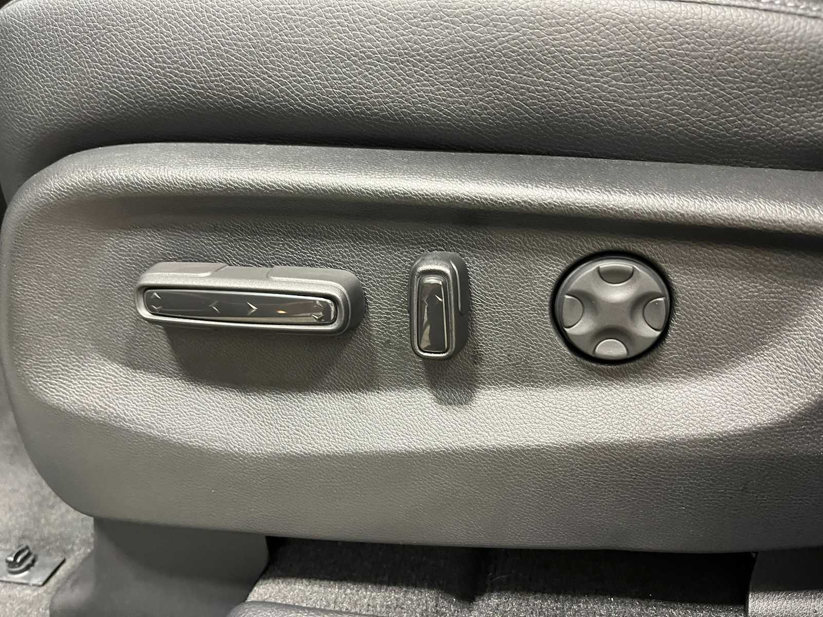 Thumbnail: 2026 Honda Odyssey - 13