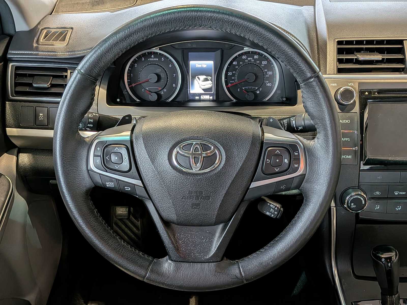 Thumbnail: 2017 Toyota Camry - 21