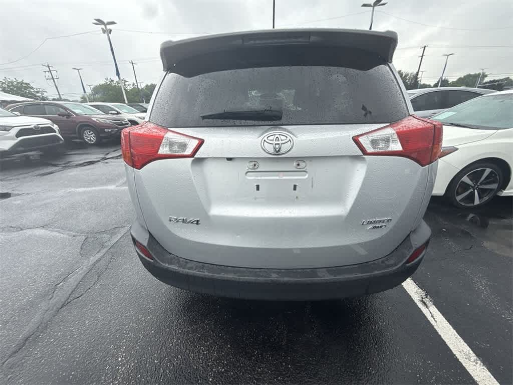 Thumbnail: 2013 Toyota RAV4 - 11