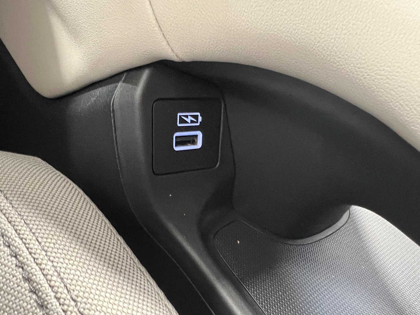 2025 Honda HR-V LX 24