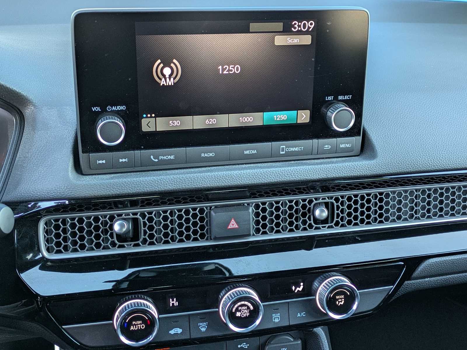 Thumbnail: 2024 Honda Civic - 25