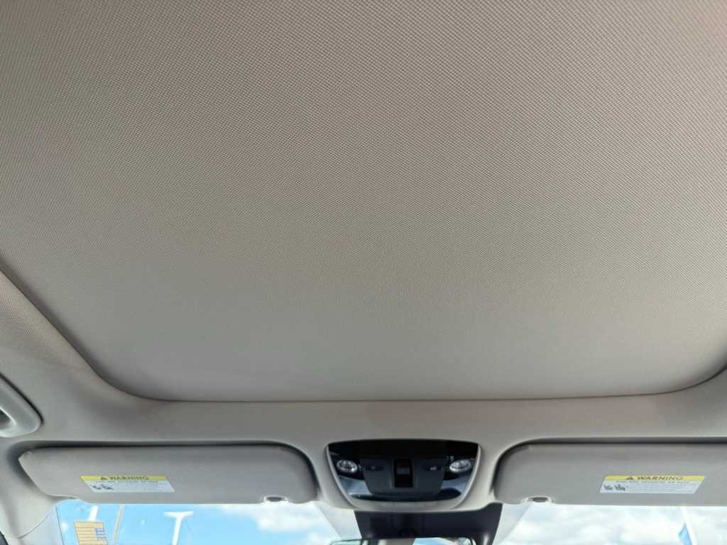 Thumbnail: 2021 Kia Sorento - 12