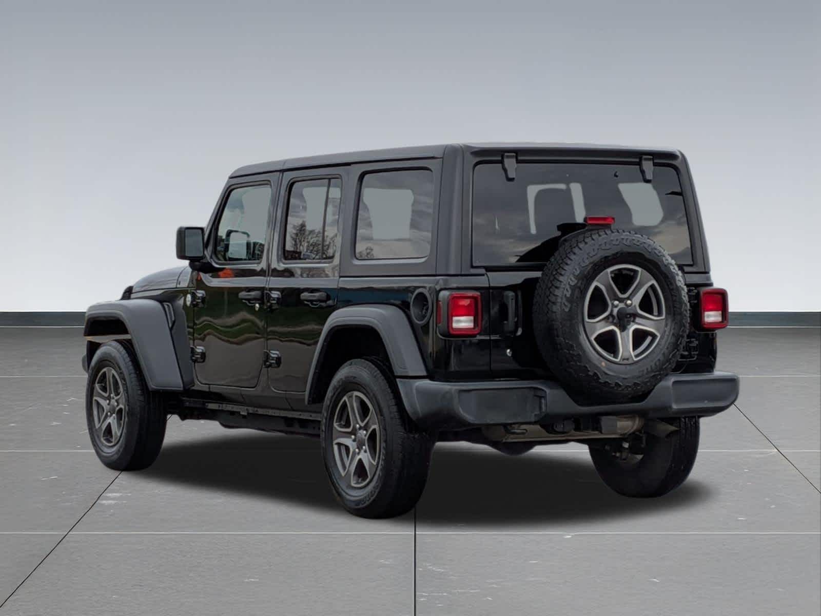 Thumbnail: 2018 Jeep Wrangler - 4