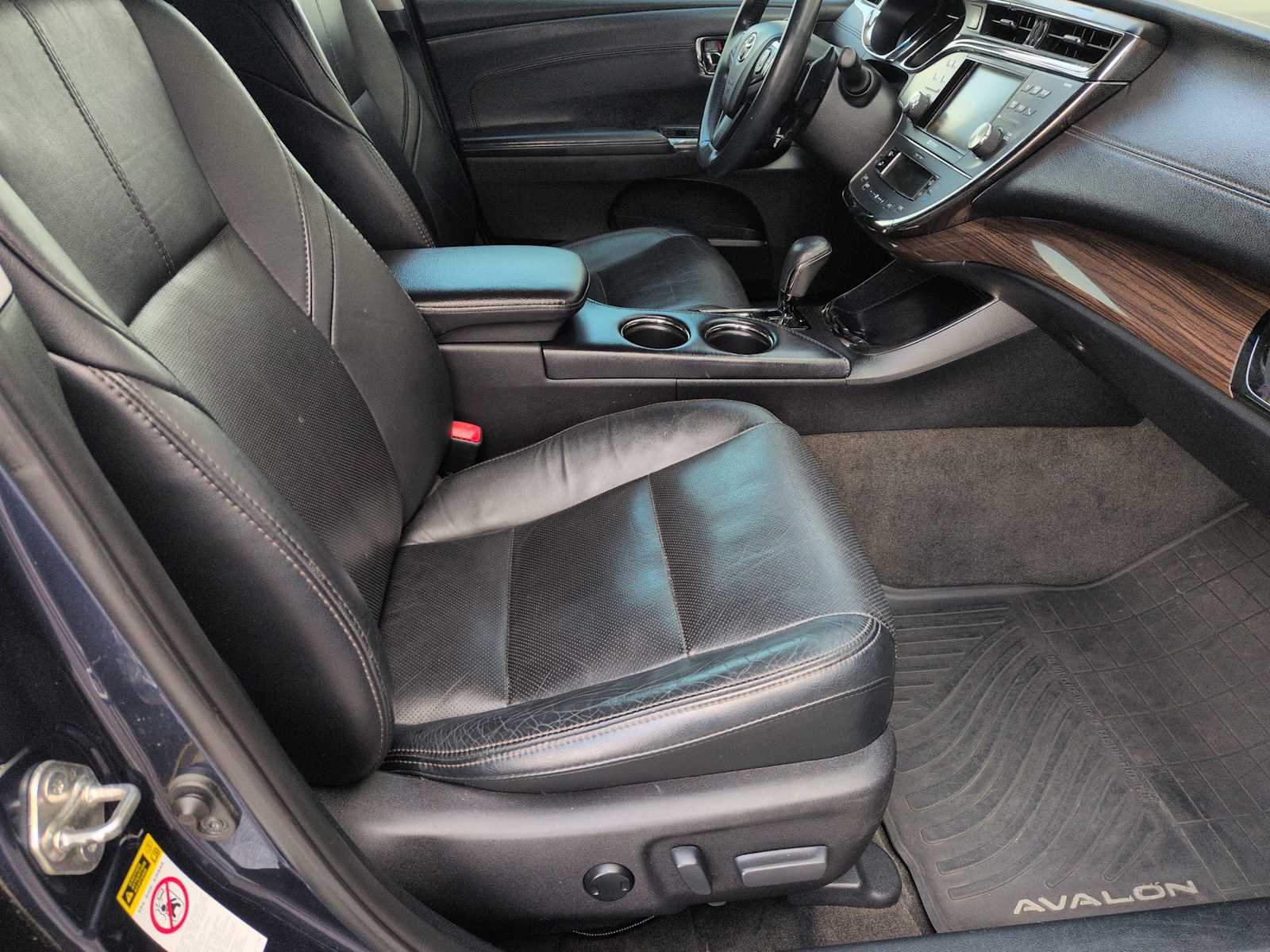 Thumbnail: 2014 Toyota Avalon - 22