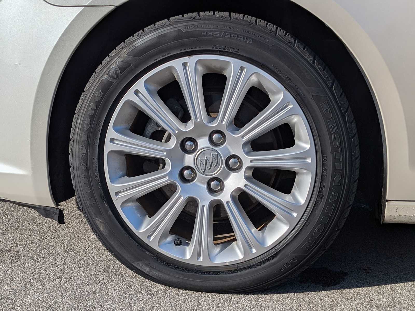 Thumbnail: 2013 Buick LaCrosse - 13