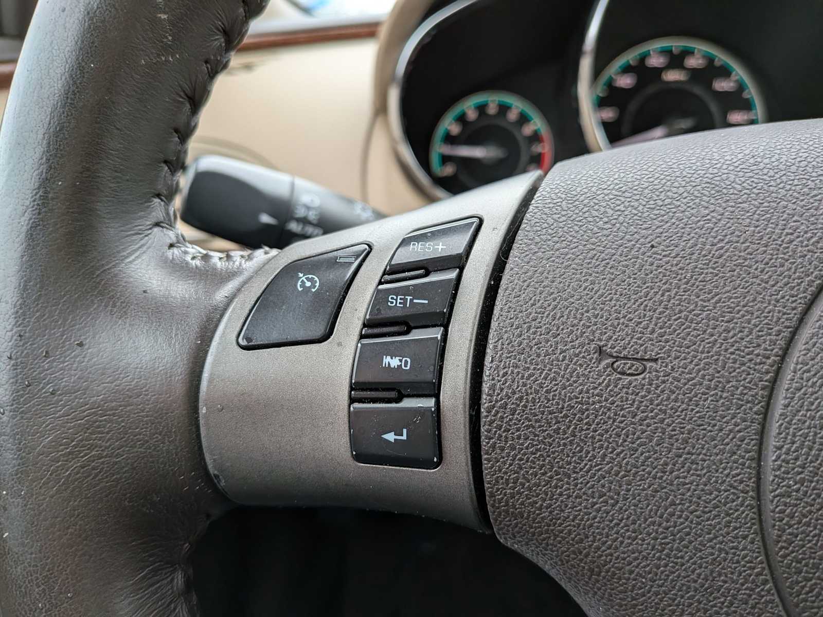 Thumbnail: 2012 Chevrolet Malibu - 24