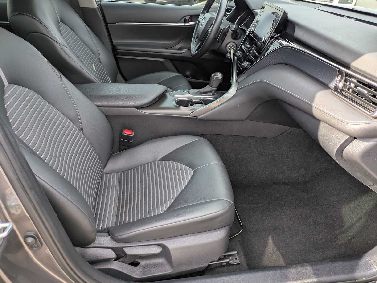 Thumbnail: 2023 Toyota Camry - 20