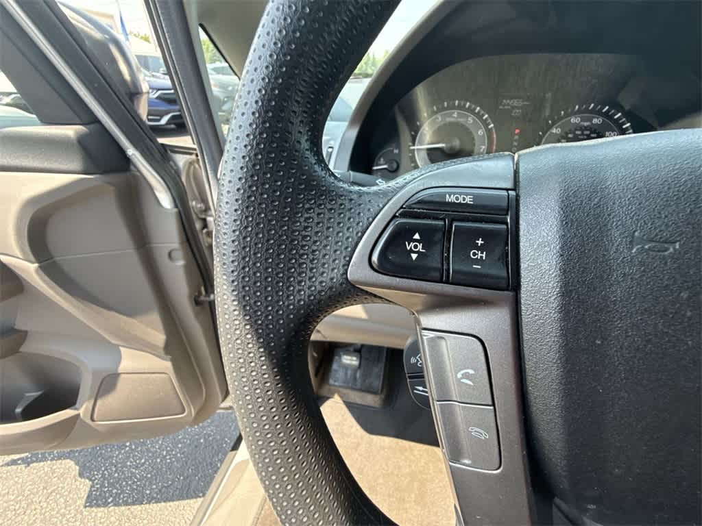 Thumbnail: 2013 Honda Odyssey - 23