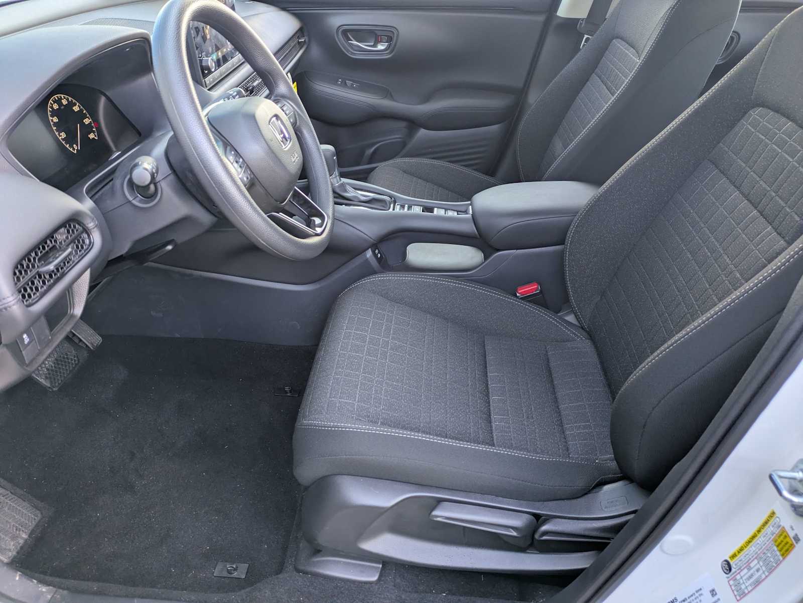 Thumbnail: 2025 Honda HR-V - 15