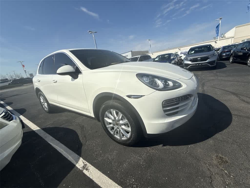 Thumbnail: 2012 Porsche Cayenne - 8