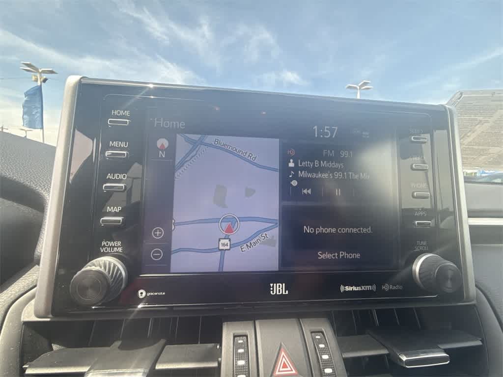 Thumbnail: 2021 Toyota RAV4 - 28