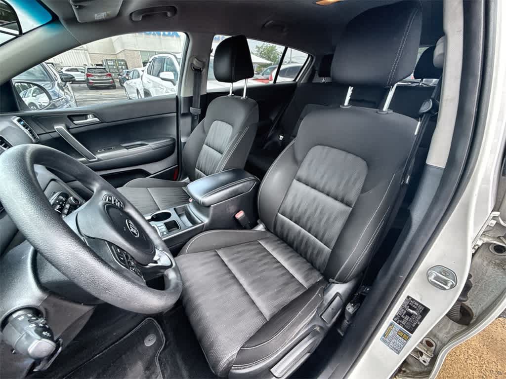 Thumbnail: 2017 Kia Sportage - 15