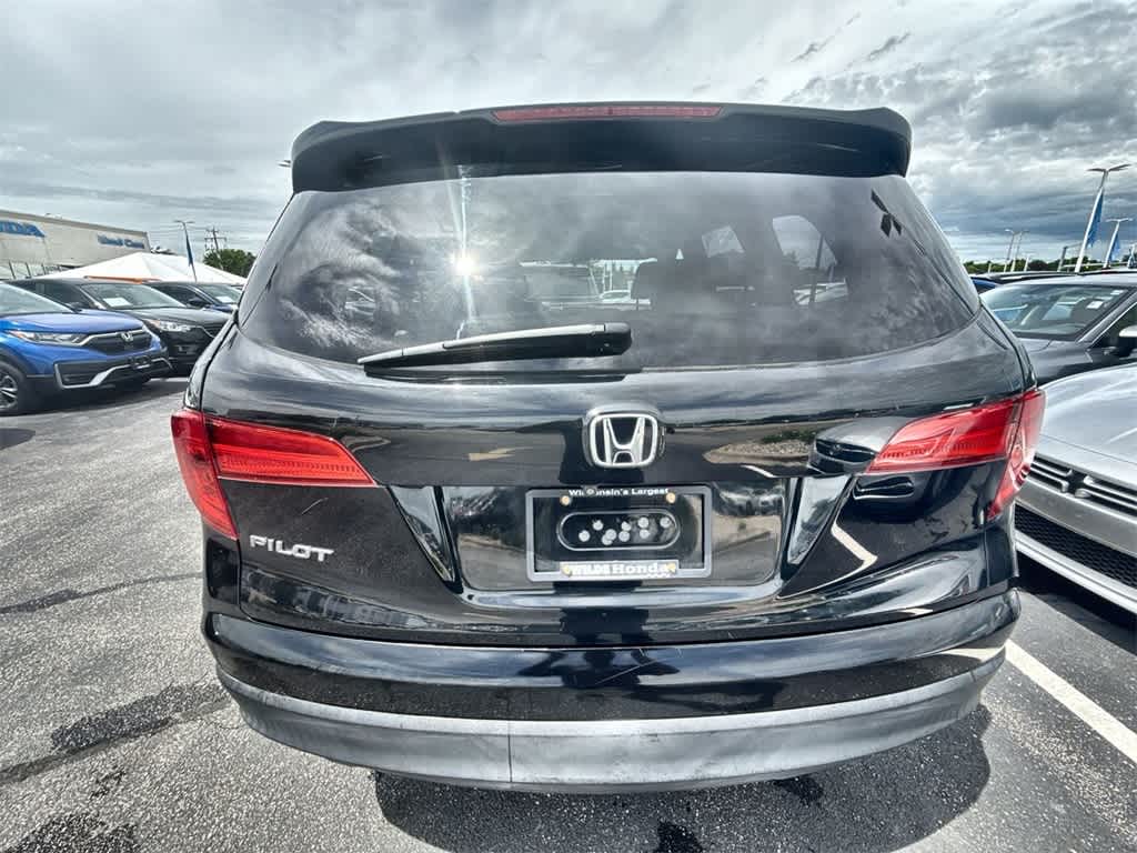Thumbnail: 2016 Honda Pilot - 12