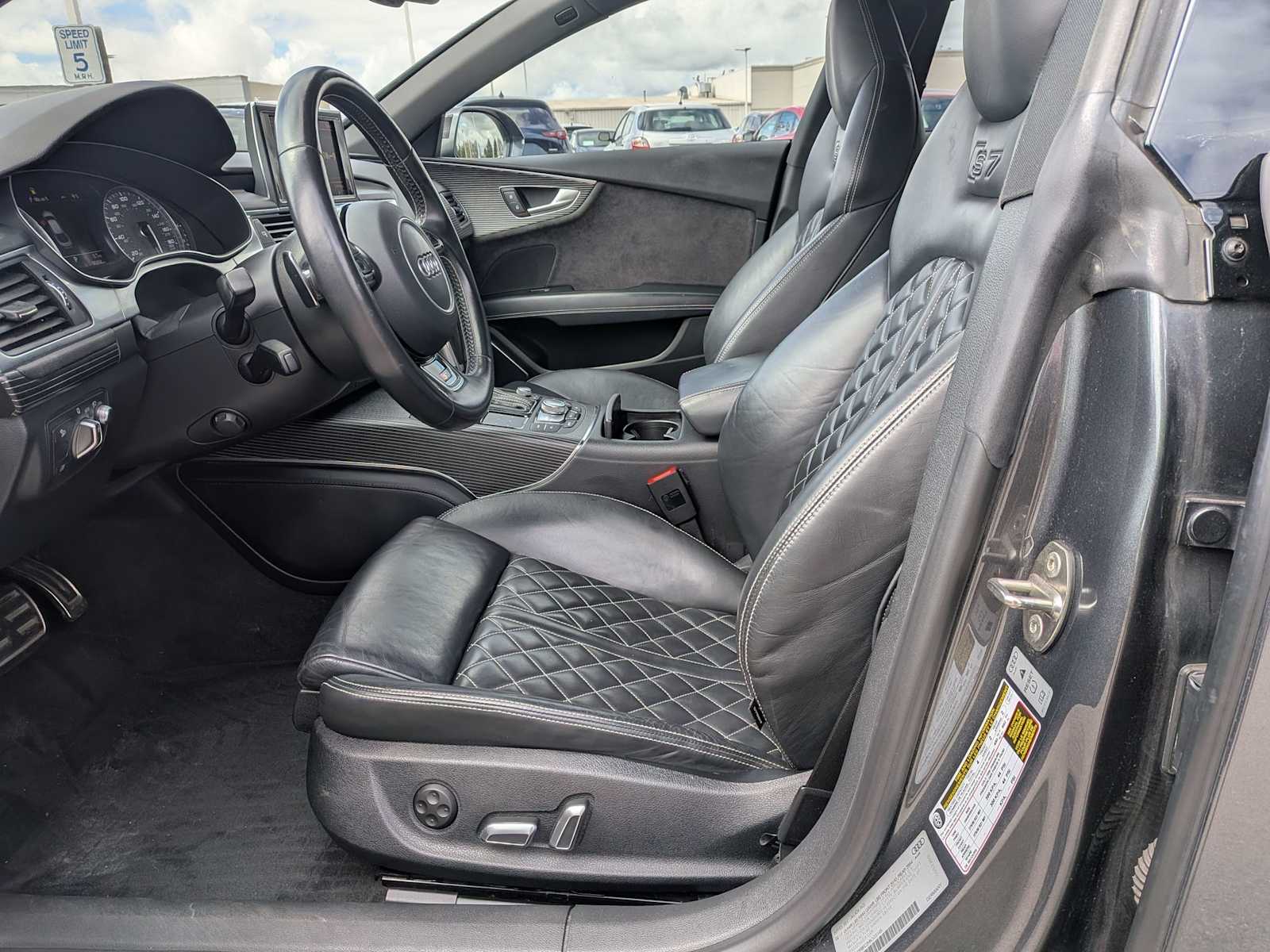 Thumbnail: 2017 Audi S7 - 17