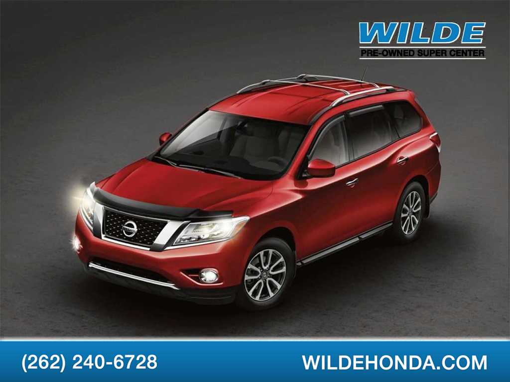 2014 Nissan Pathfinder SV -
                  Waukesha, WI