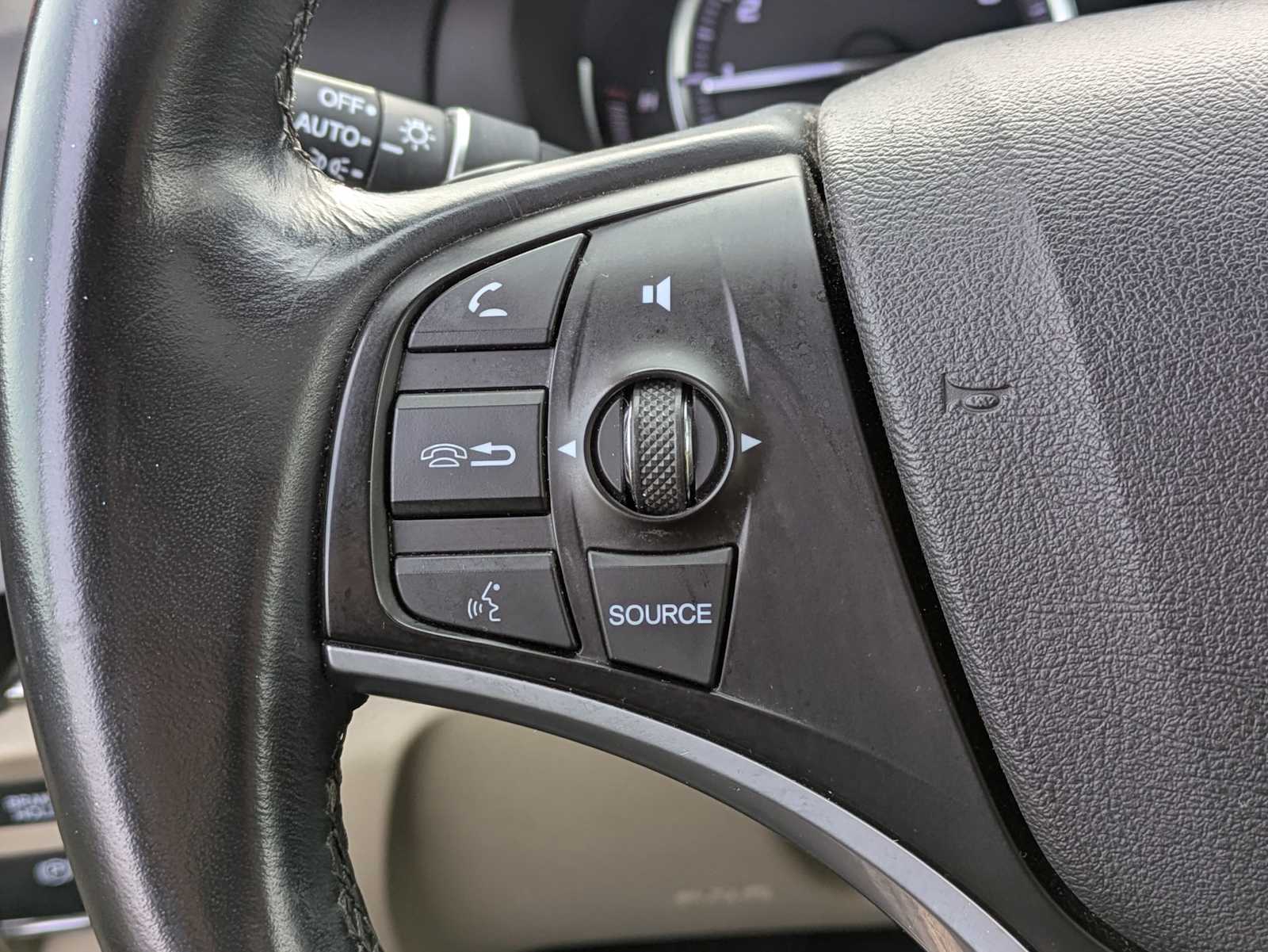 Thumbnail: 2019 Acura MDX - 24