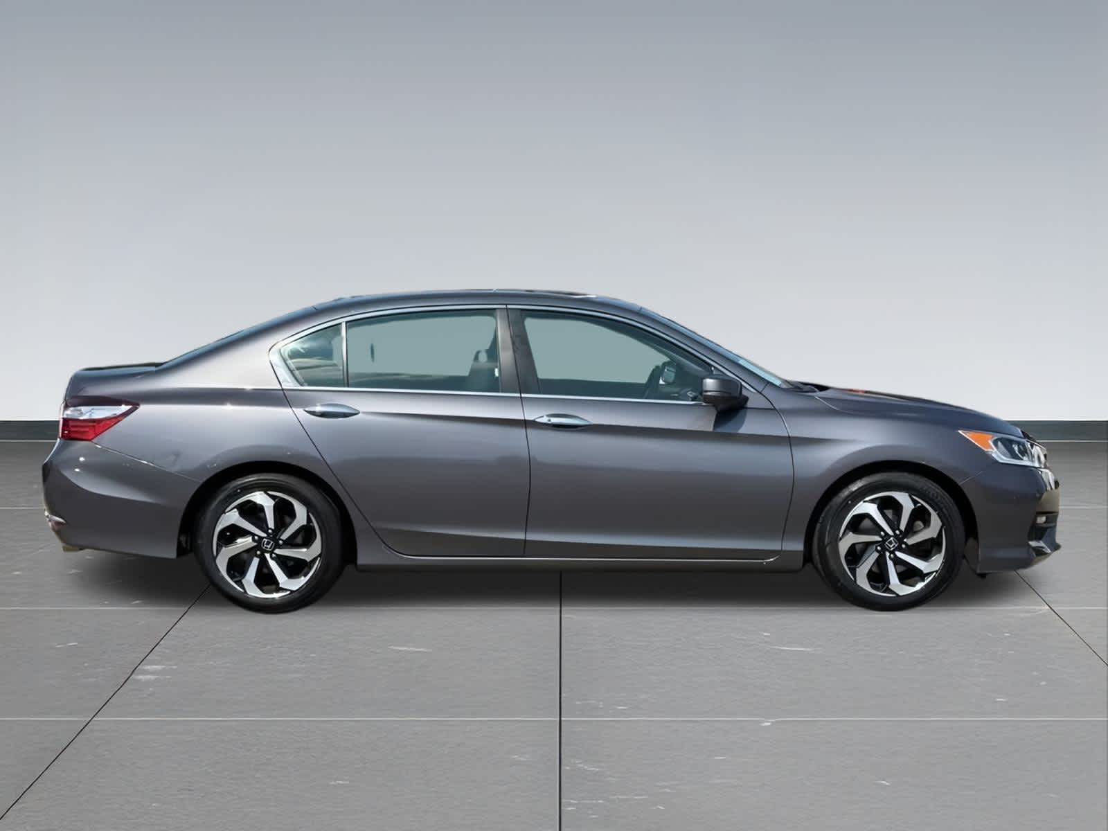 2016 Honda Accord EX-L photo 2