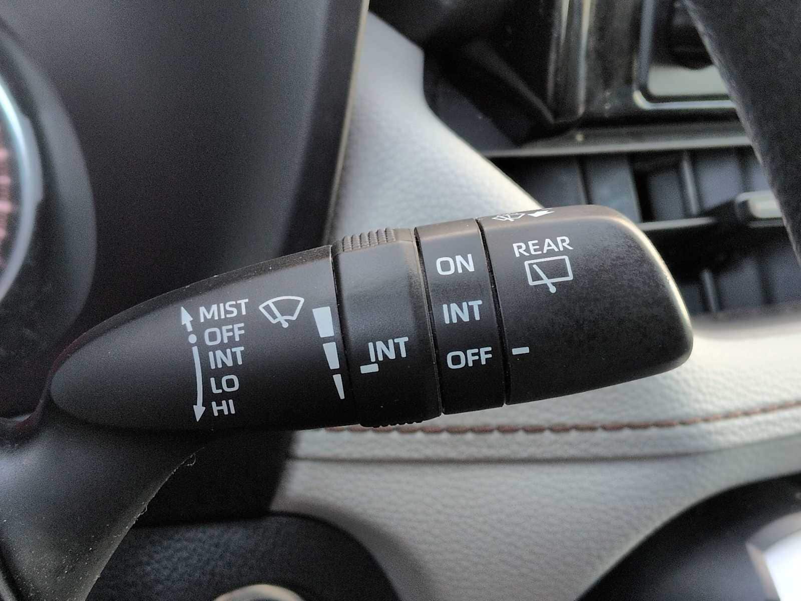 Thumbnail: 2019 Toyota RAV4 - 22