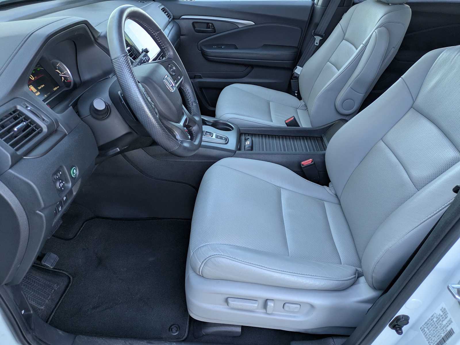 Thumbnail: 2023 Honda Passport - 15