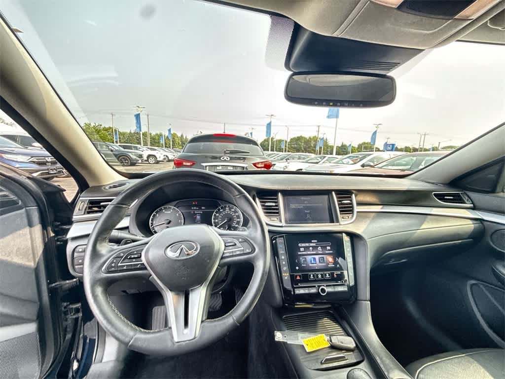 2020 INFINITI QX50 Essential 14