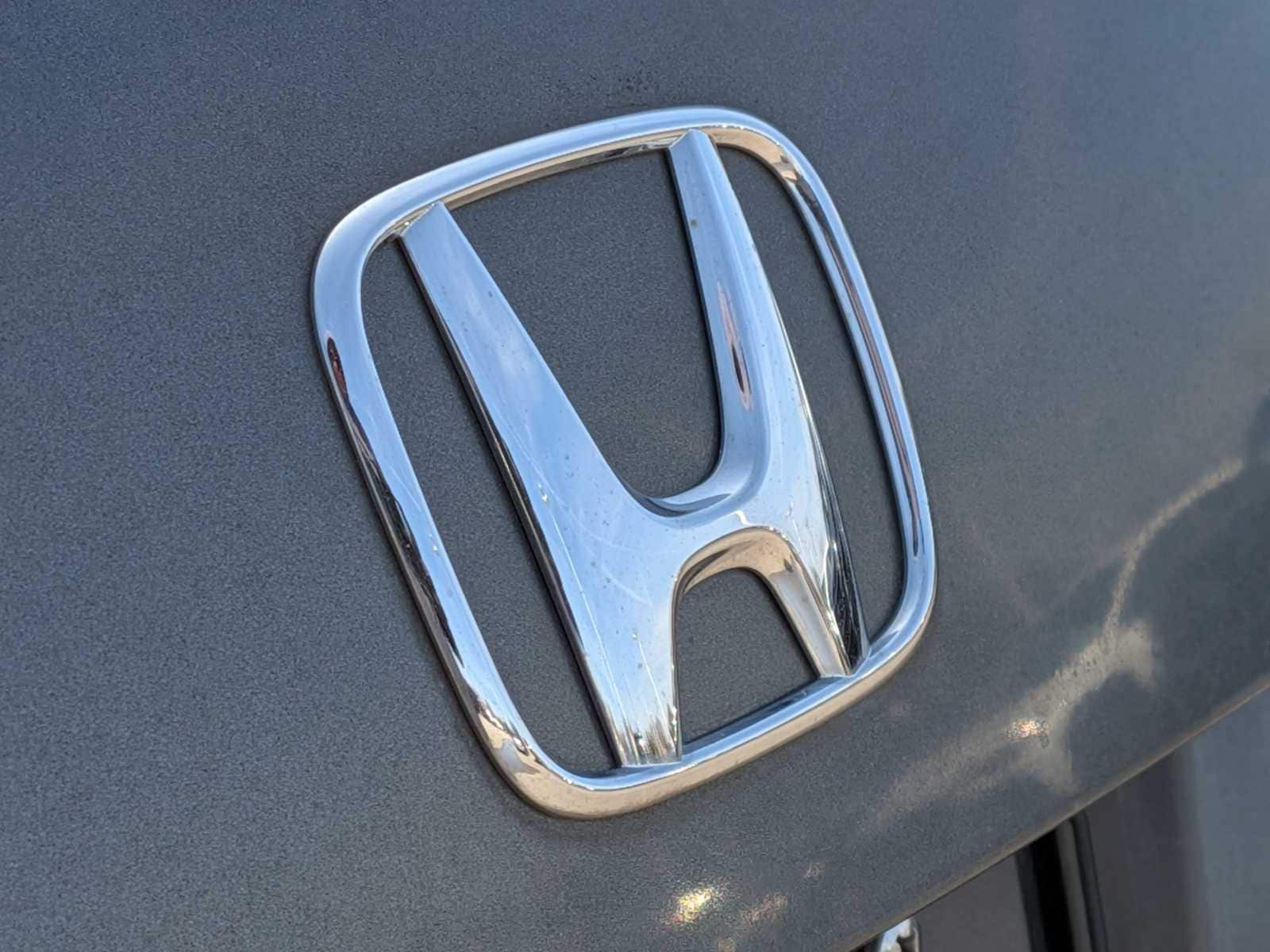 Thumbnail: 2011 Honda Accord - 12