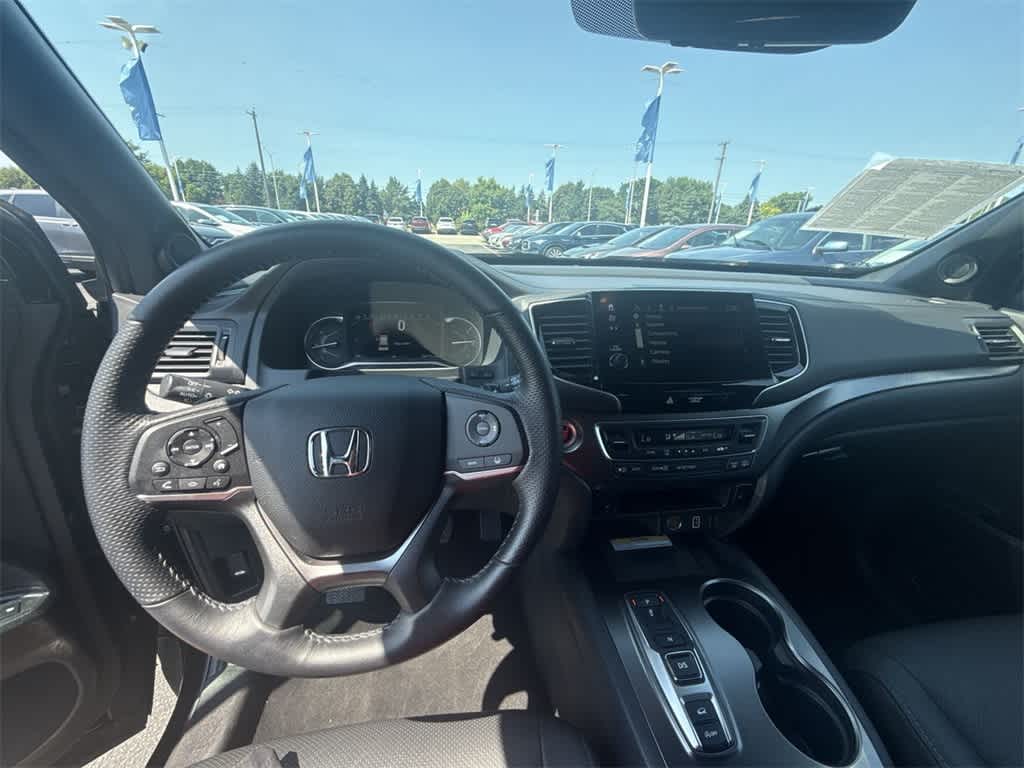 Thumbnail: 2022 Honda Passport - 14