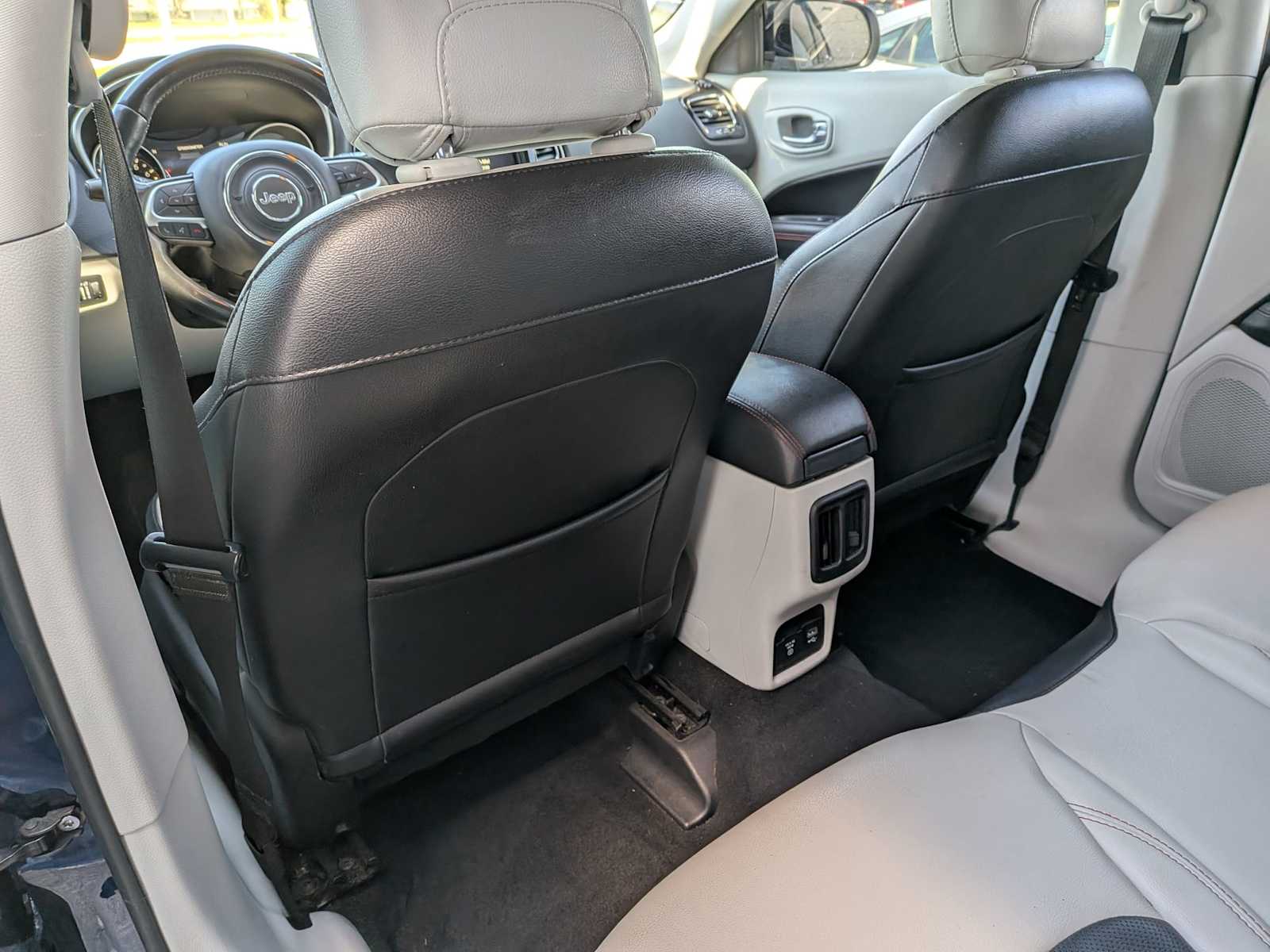 Thumbnail: 2018 Jeep Compass - 17