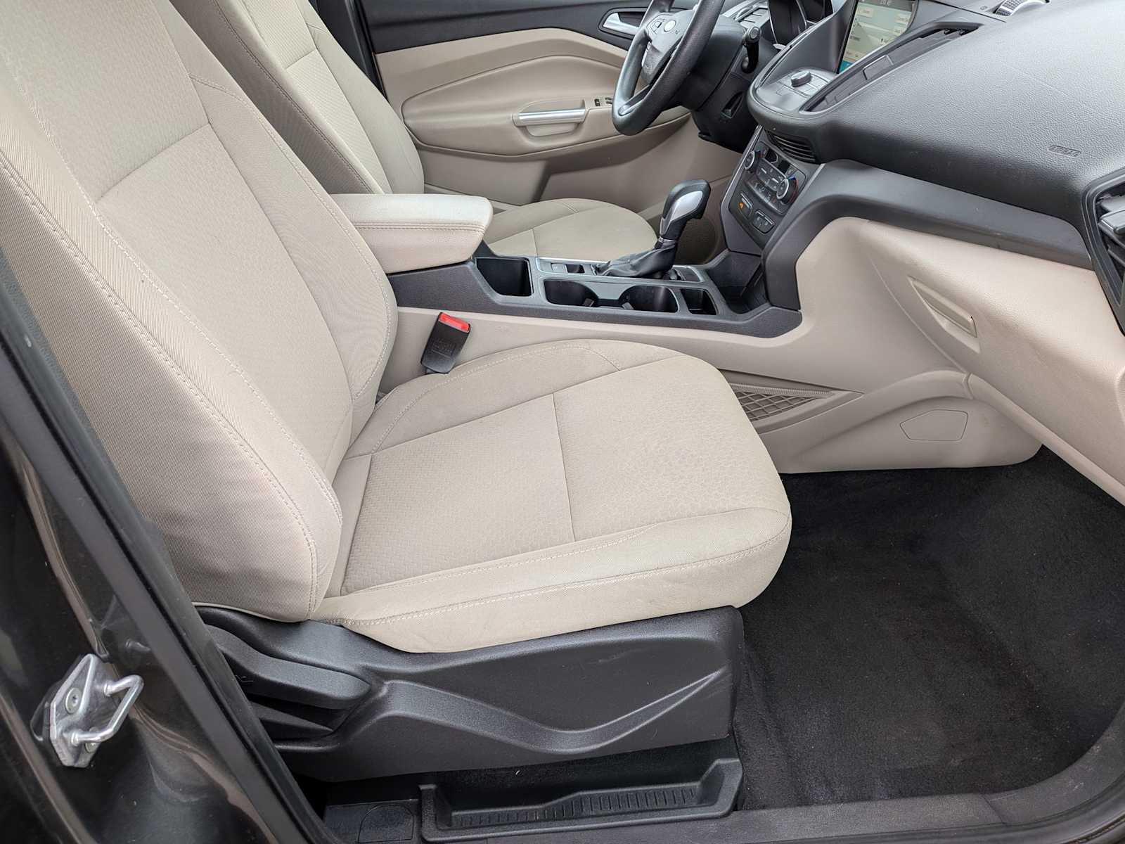 Thumbnail: 2019 Ford Escape - 20
