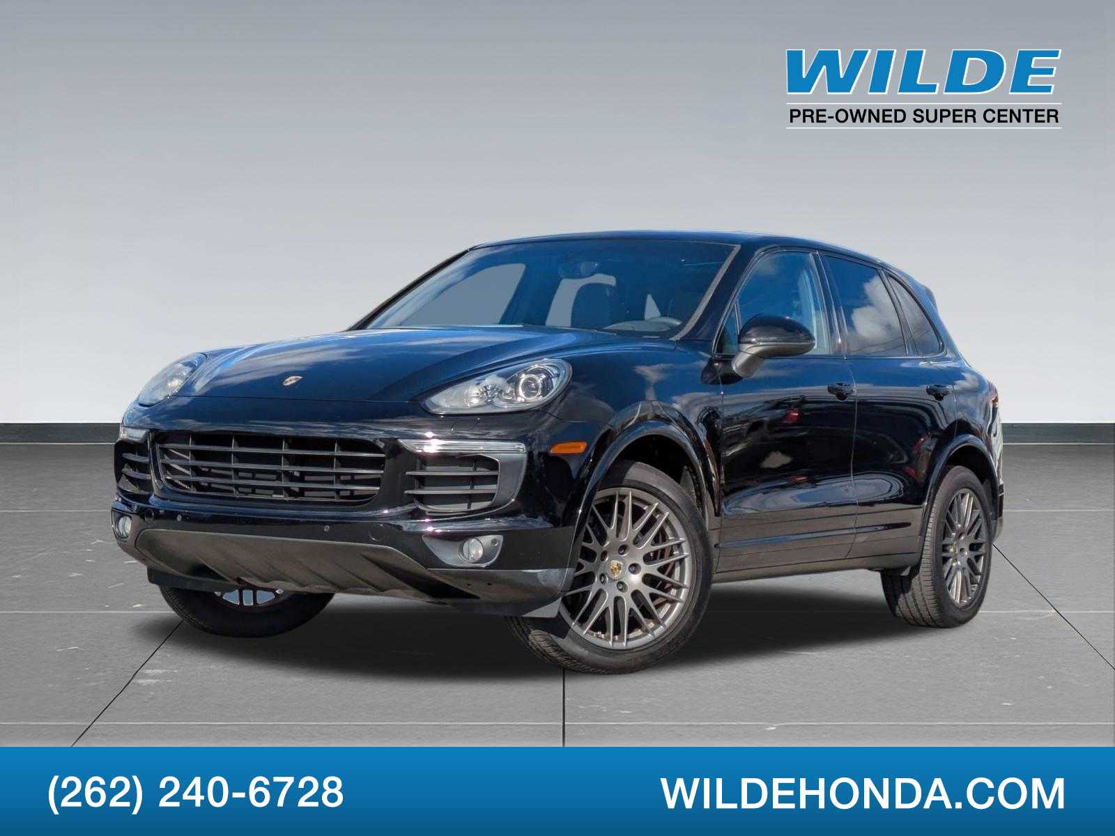 2017 Porsche Cayenne Platinum Edition -
                  Waukesha, WI