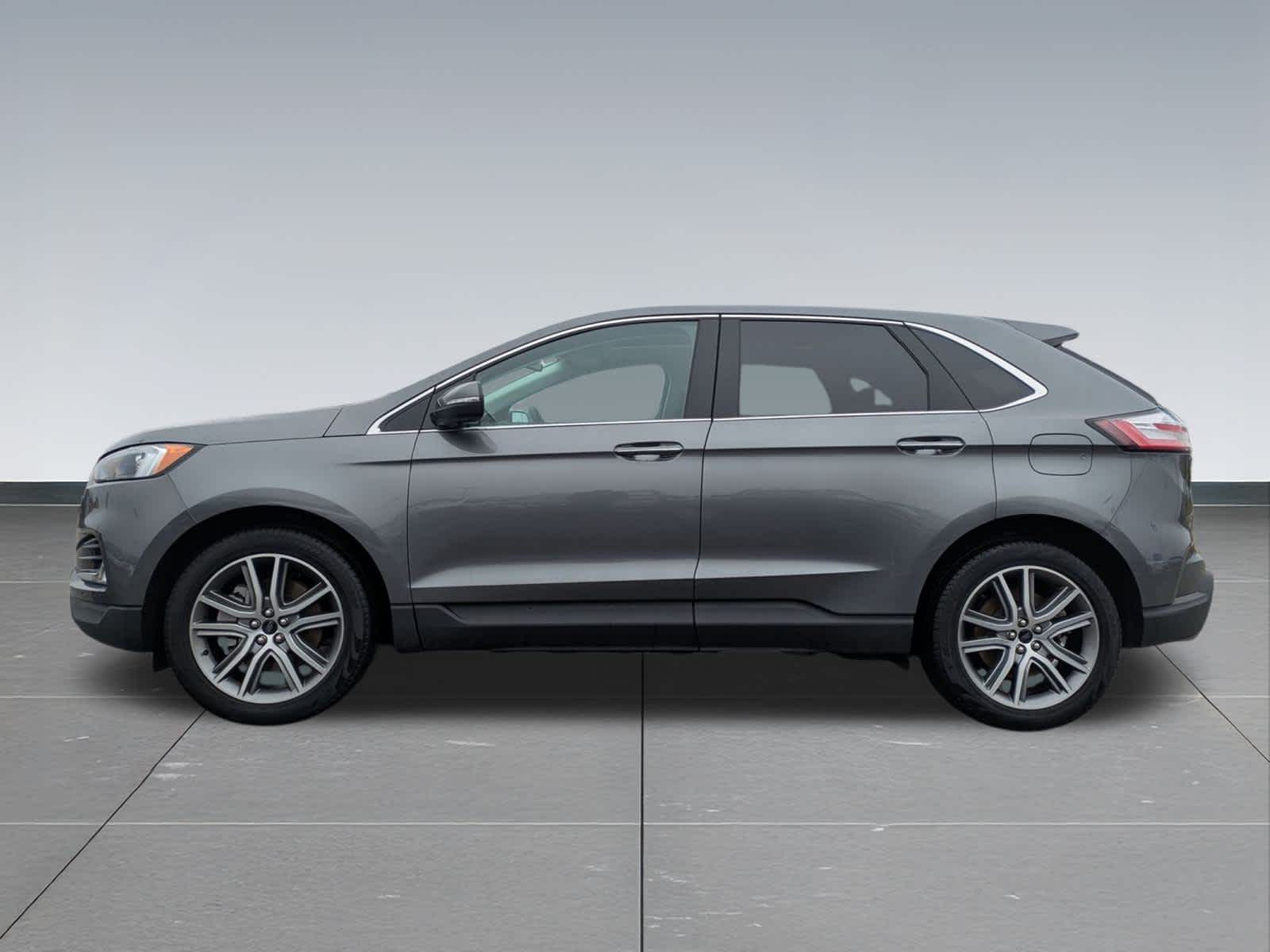 Thumbnail: 2023 Ford Edge - 3