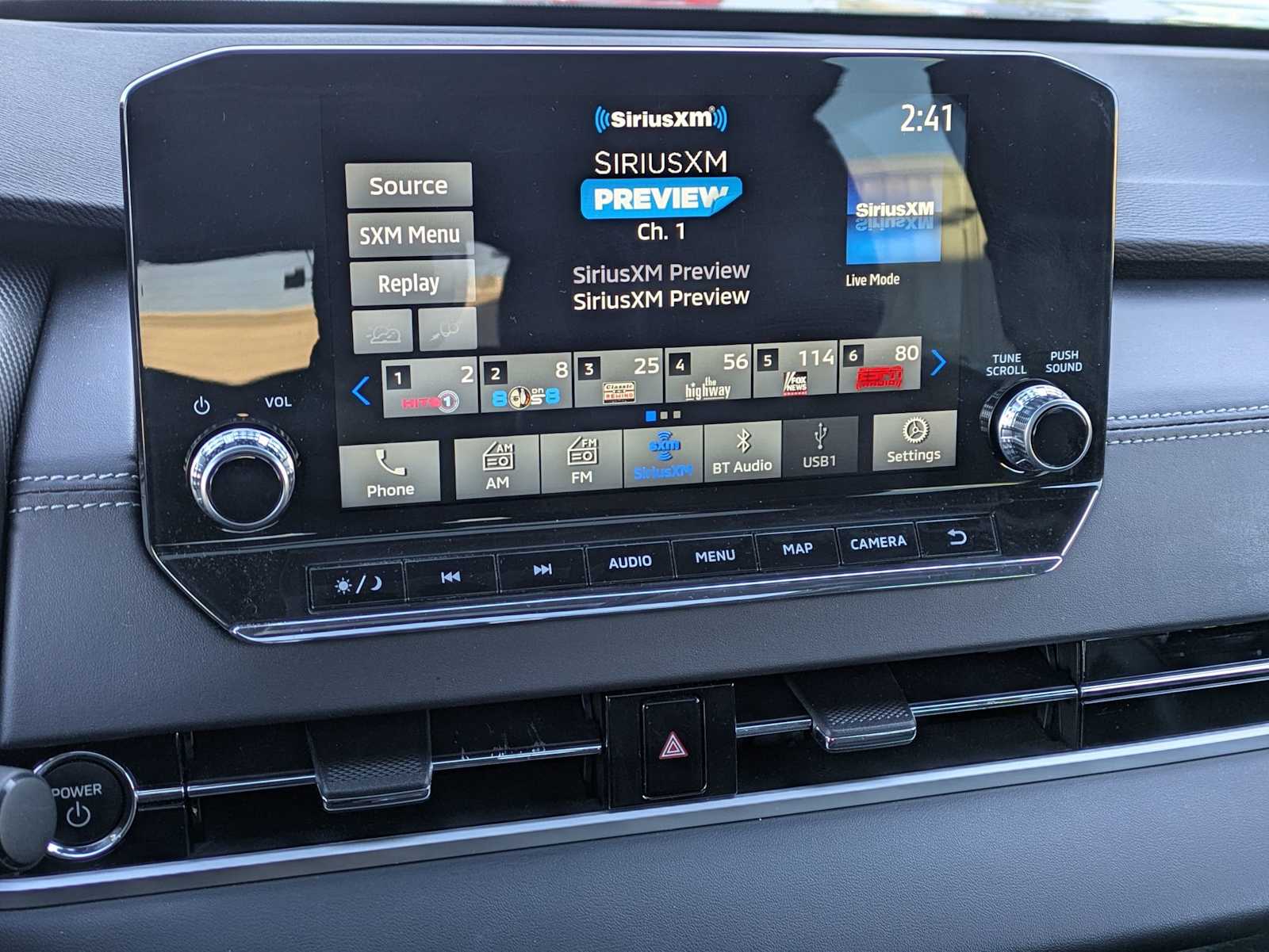 Thumbnail: 2023 Mitsubishi Outlander - 28