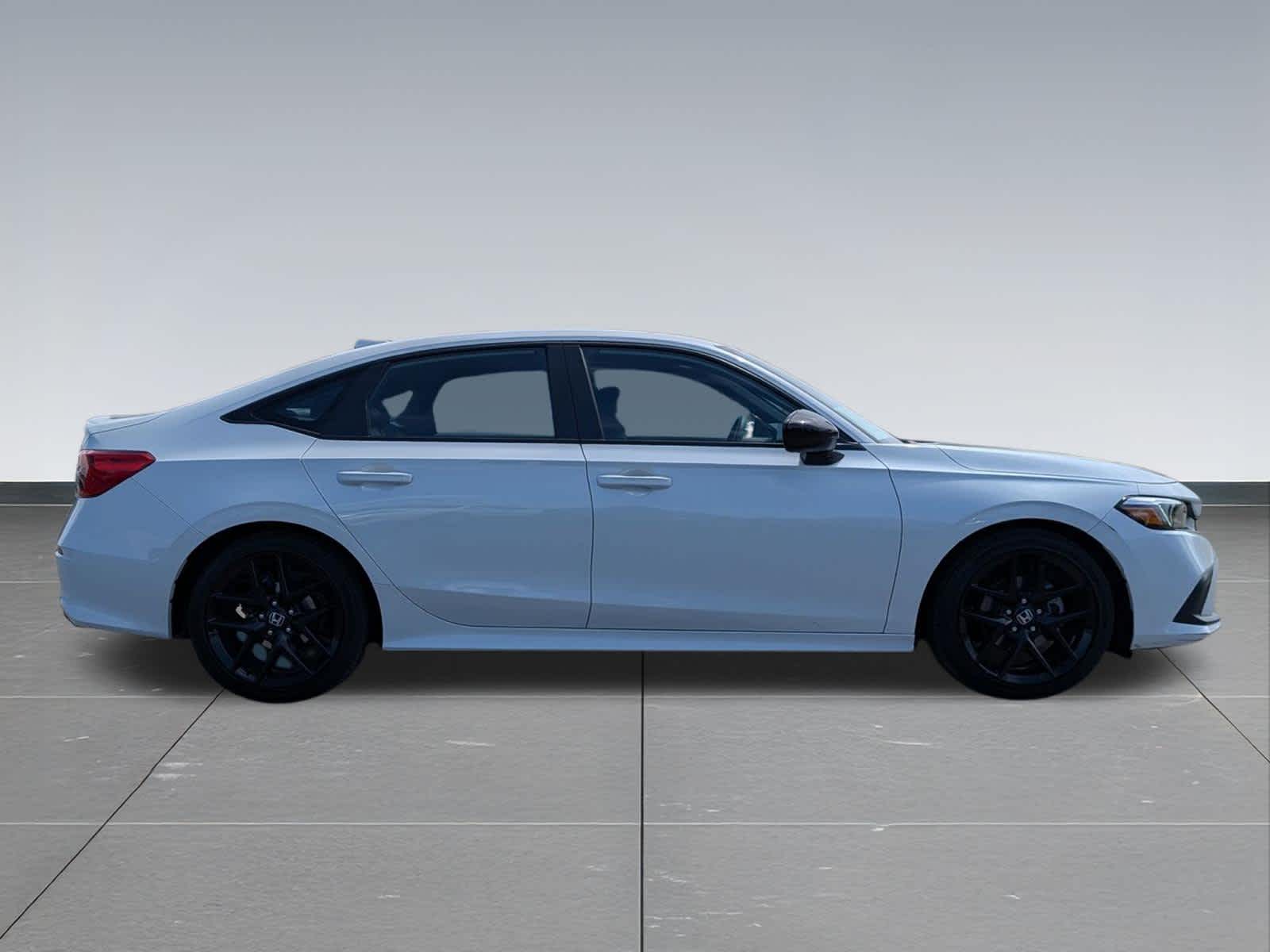Thumbnail: 2024 Honda Civic - 6