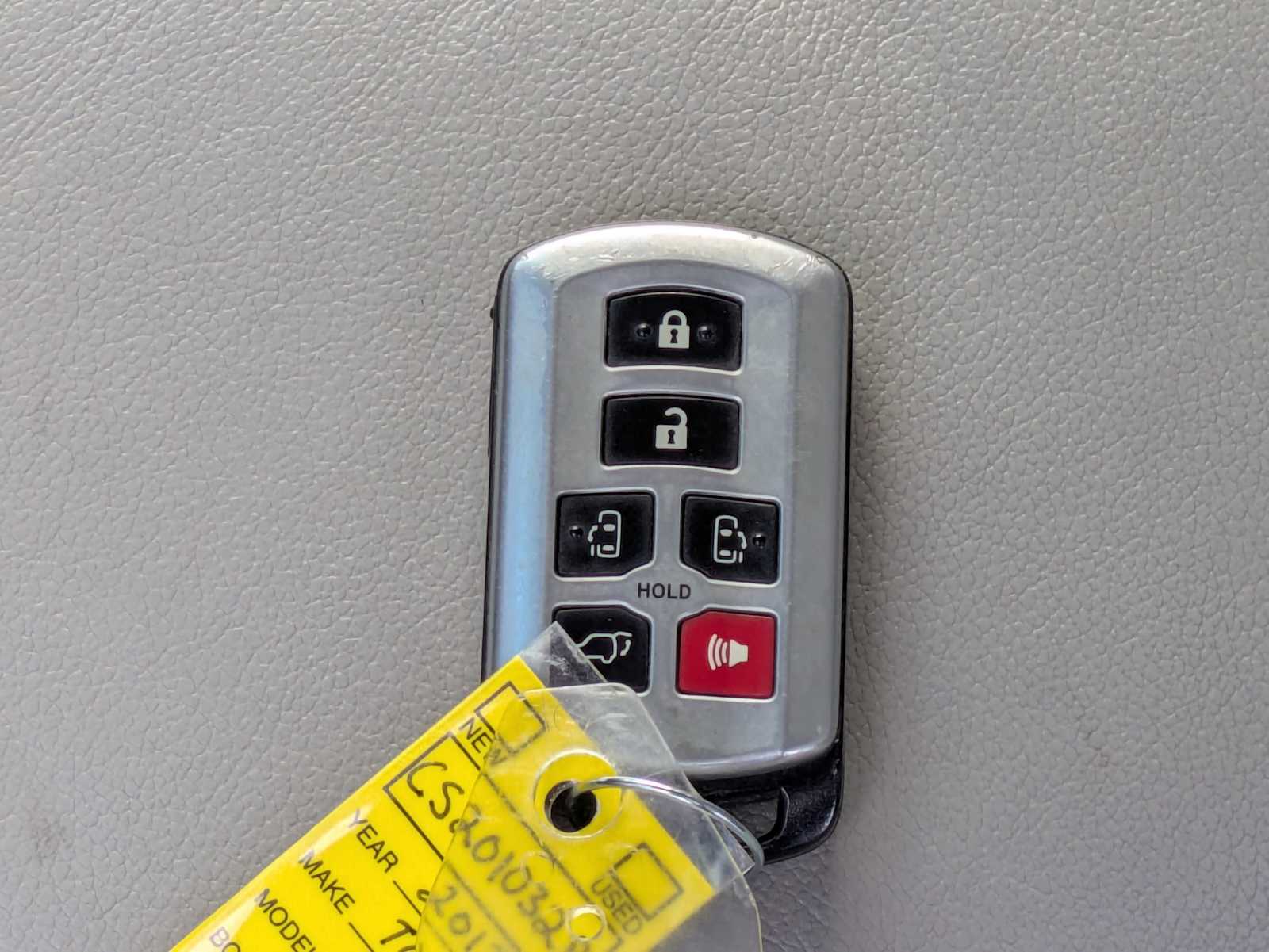 Thumbnail: 2012 Toyota Sienna - 35